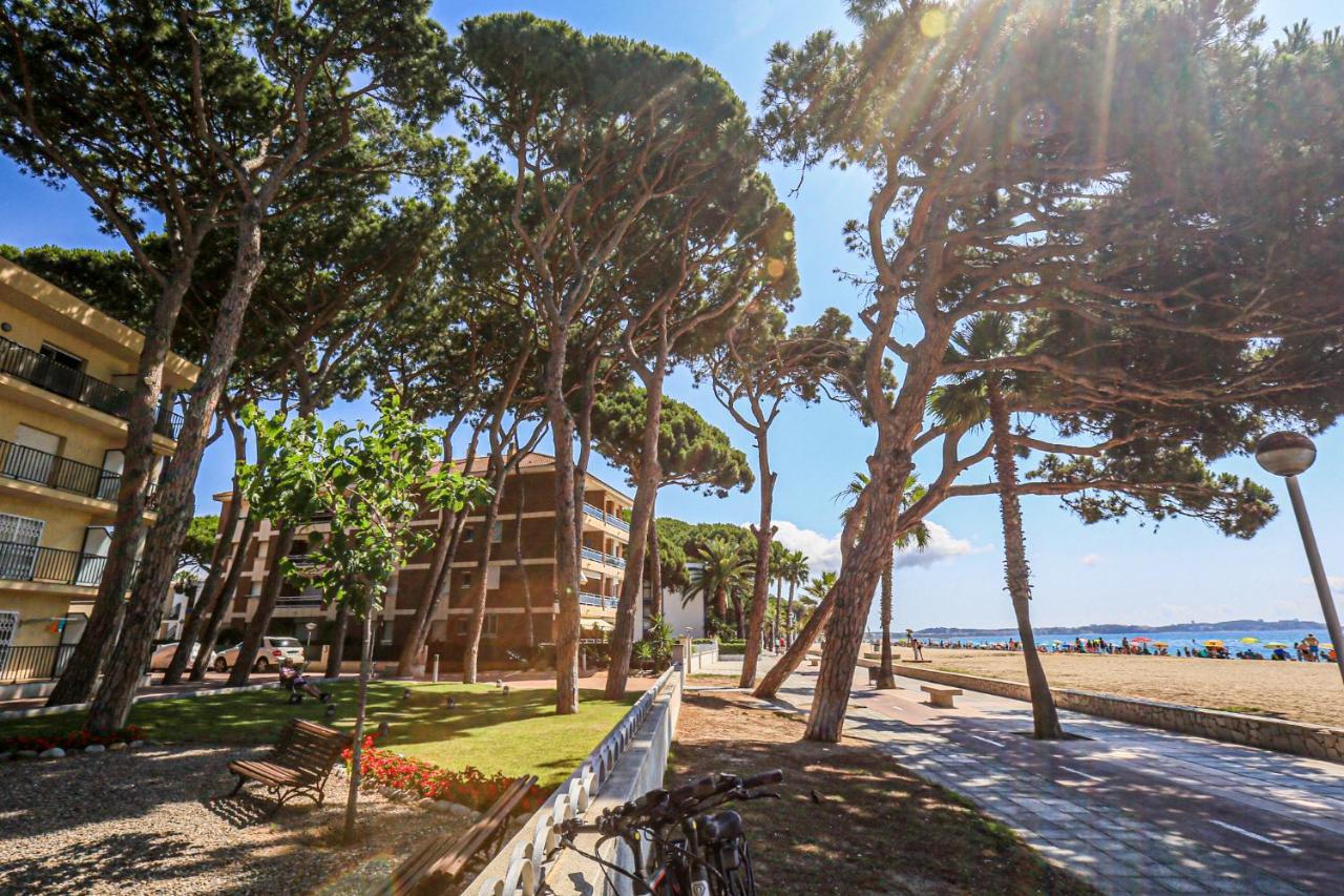 Apartamento Pins I Mar - Only Families Cambrils Exterior foto